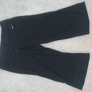 Nike Cropped Pants